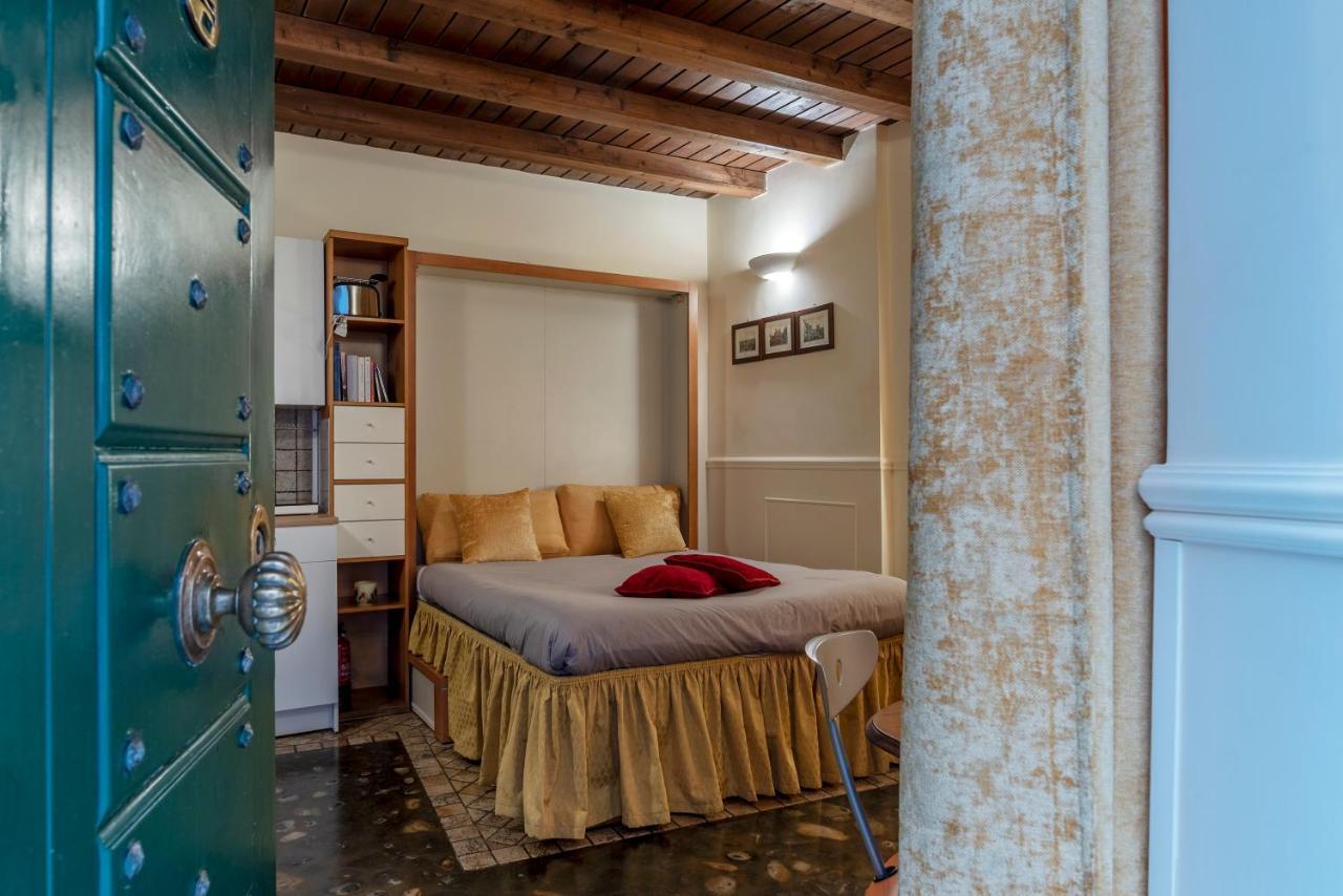 Piazza Navona Cozy And Central Studio โรม ภายนอก รูปภาพ